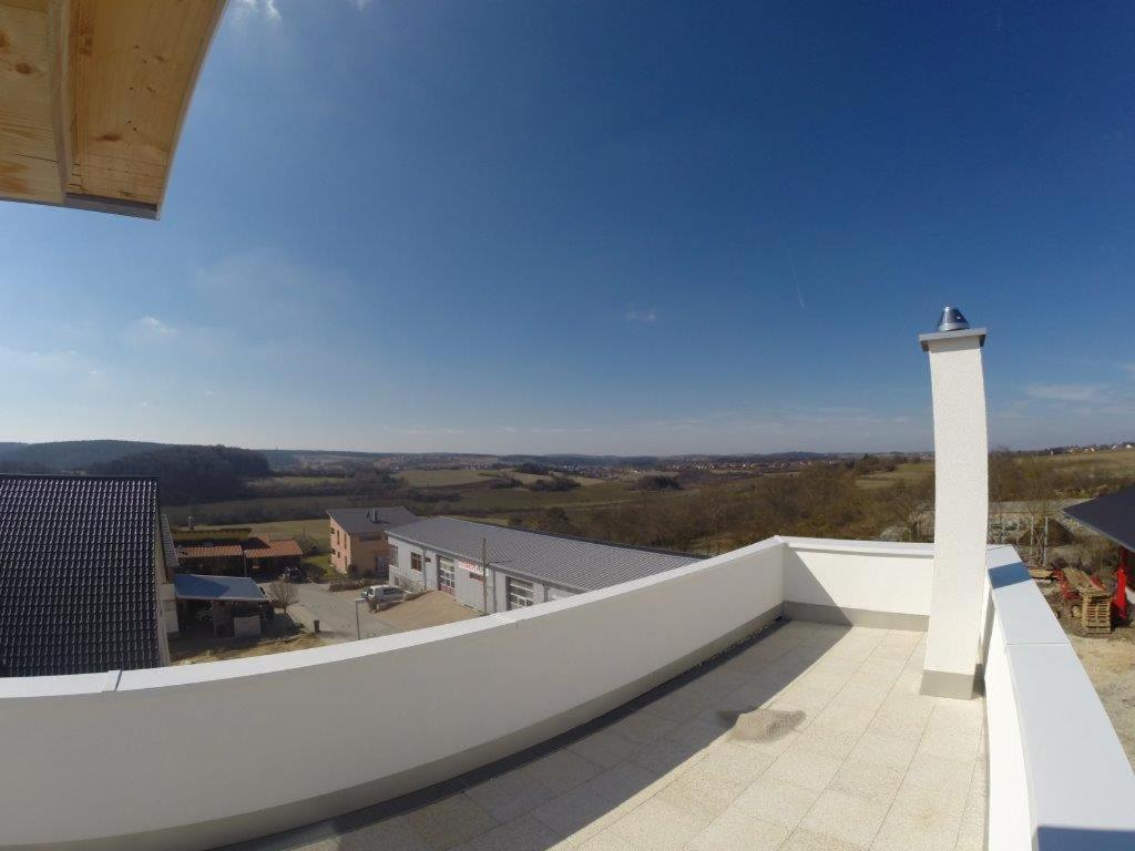 Villa Designerhaus mit Dachterrasse Nittendorf Exterior foto